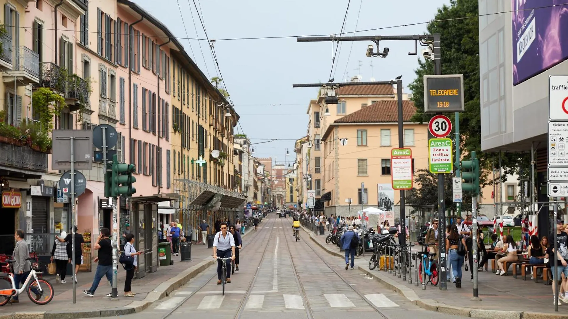 Incantevole Appartamento In Darsena Milão Apartamento
